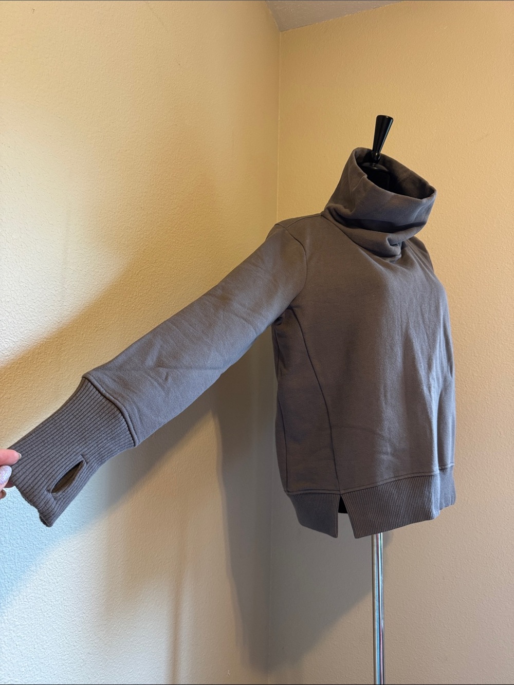 Athleta Gray Pullover Sweater